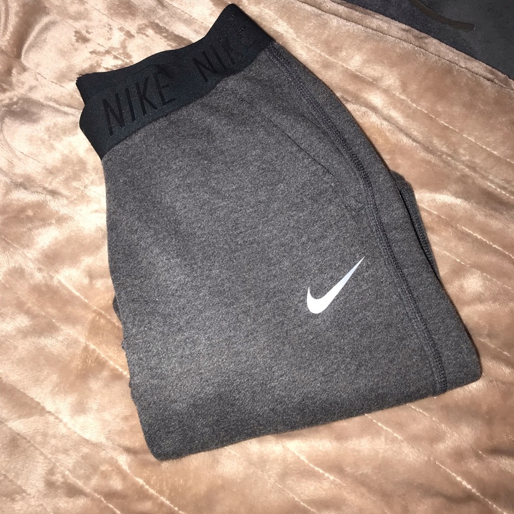 Nike crop leggings
